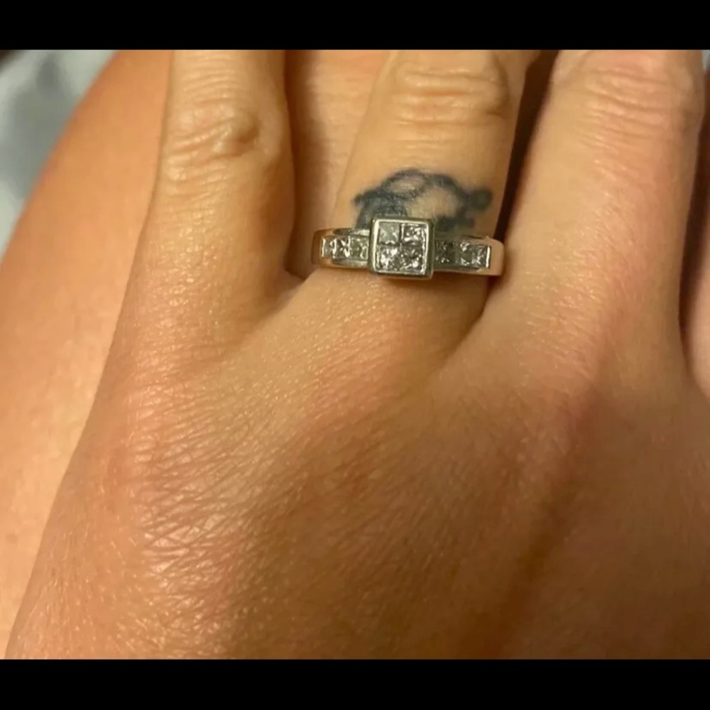 14kt white gold diamond ring ***final price **